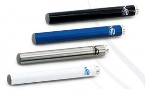 V2-Cigs-batteries-colors-white-black-stainless-steel-metalic-blue